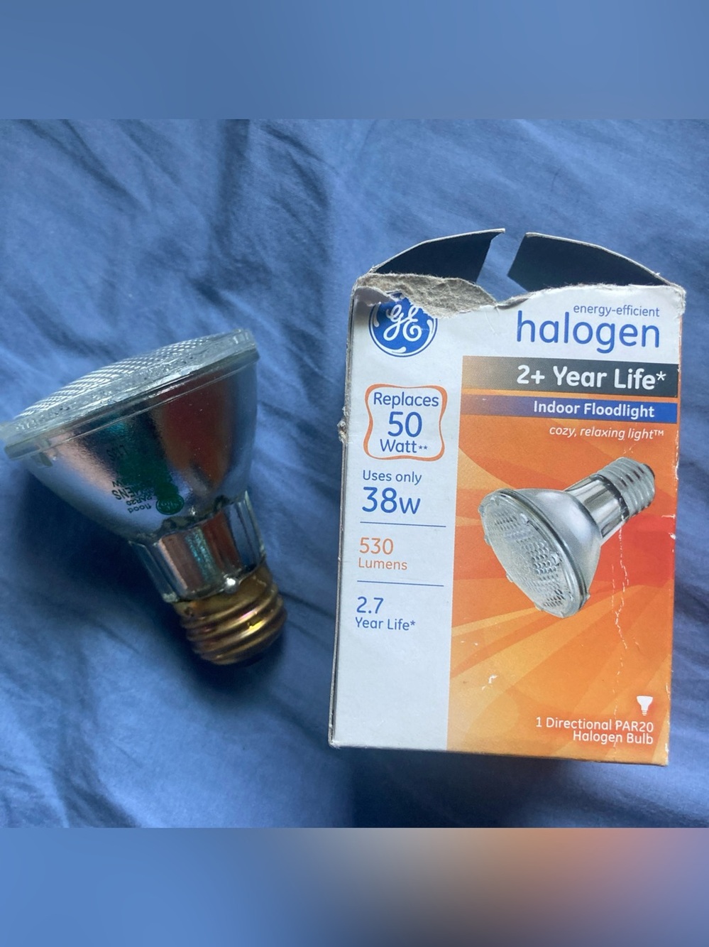 GE Energy-Efficient Directional Indoor Floodlight 38W PAR20 Halogen Bulb 69148